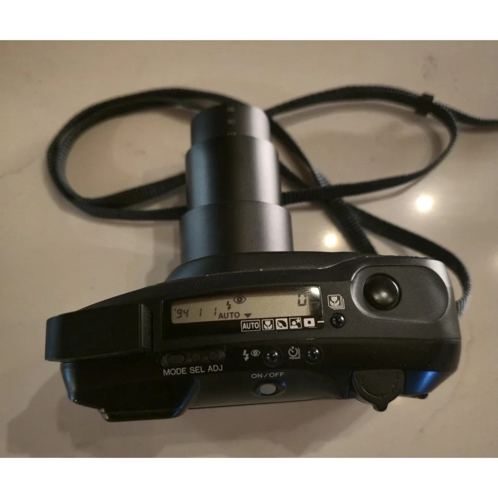Minolta Supreme Freedom Zoom EX 35mm Point & Shoot Film Camera